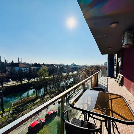 Apartment Joy Isho 46 *