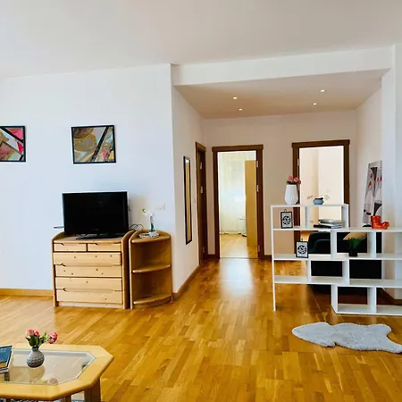 Apartment Joy Isho 46